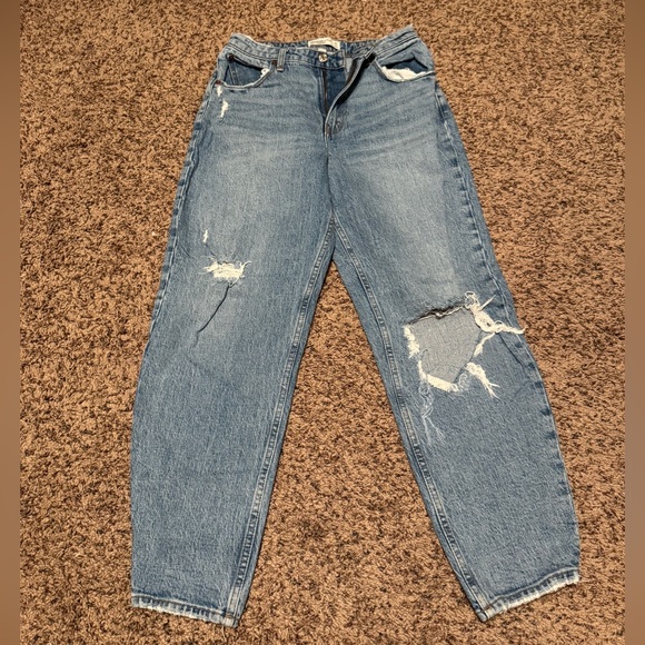 ABERCROMBIE AND FITCH 80s MOM HIGH RISE JEANS SIZE 27 - Picture 1 of 3